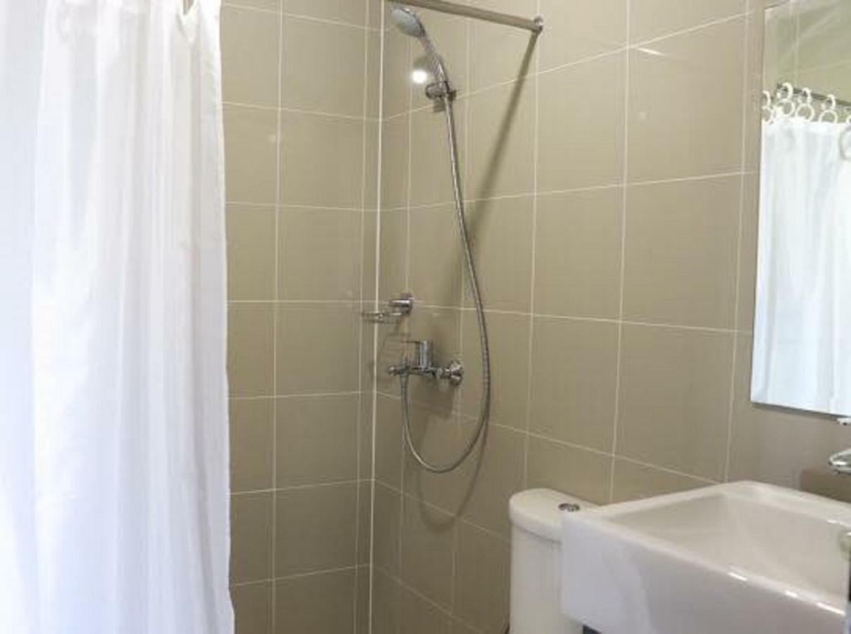 Cubao Manhattanheights Unit 7Ef Tower B, 1Br Manila Kültér fotó